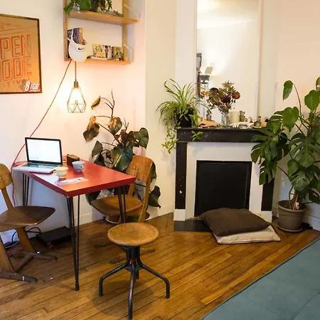 Super Cozy Two Minutes From Republique! * Paris
