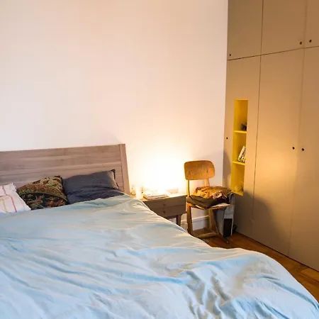 Super Cozy Two Minutes From Republique! Apartment Paris